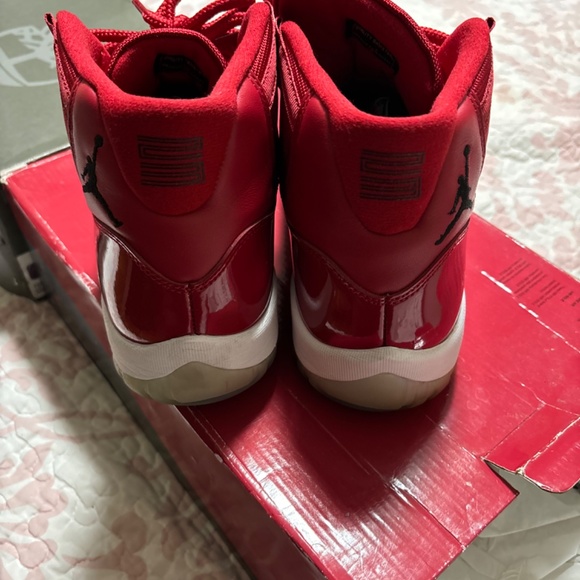 Jordan 11’s (Win Like 96’) main image 5